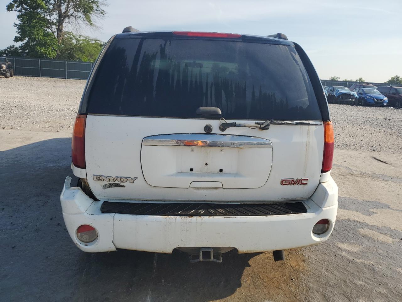 2004 GMC Envoy VIN: 1GKDT13SX42111505 Lot: 61845845