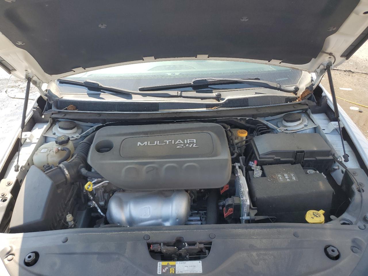 CHRYSLER 200 2015 VIN 1C3CCCAB5FN751293 photo 11