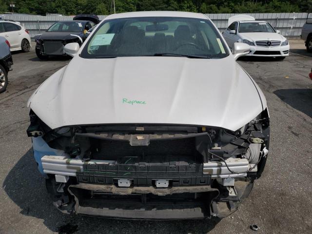 Sedans FORD FUSION 2013 Biały