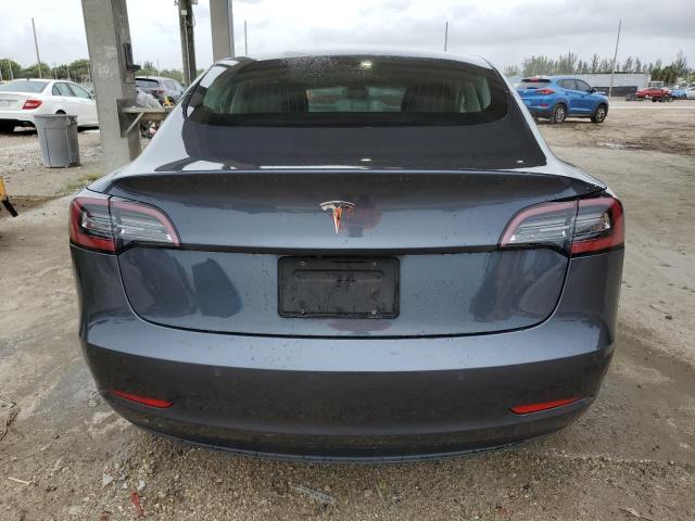  TESLA MODEL 3 2018 Szary
