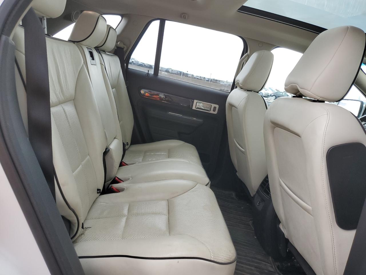 2010 Lincoln Mkx VIN: 2LMDJ8JC8ABJ34728 Lot: 62060235
