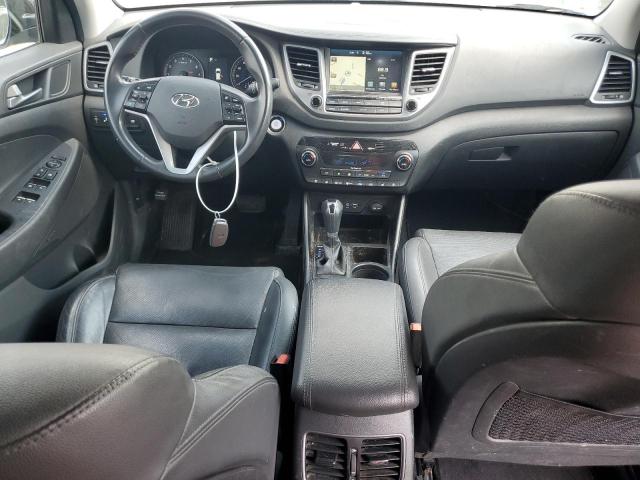  HYUNDAI TUCSON 2017 Czarny