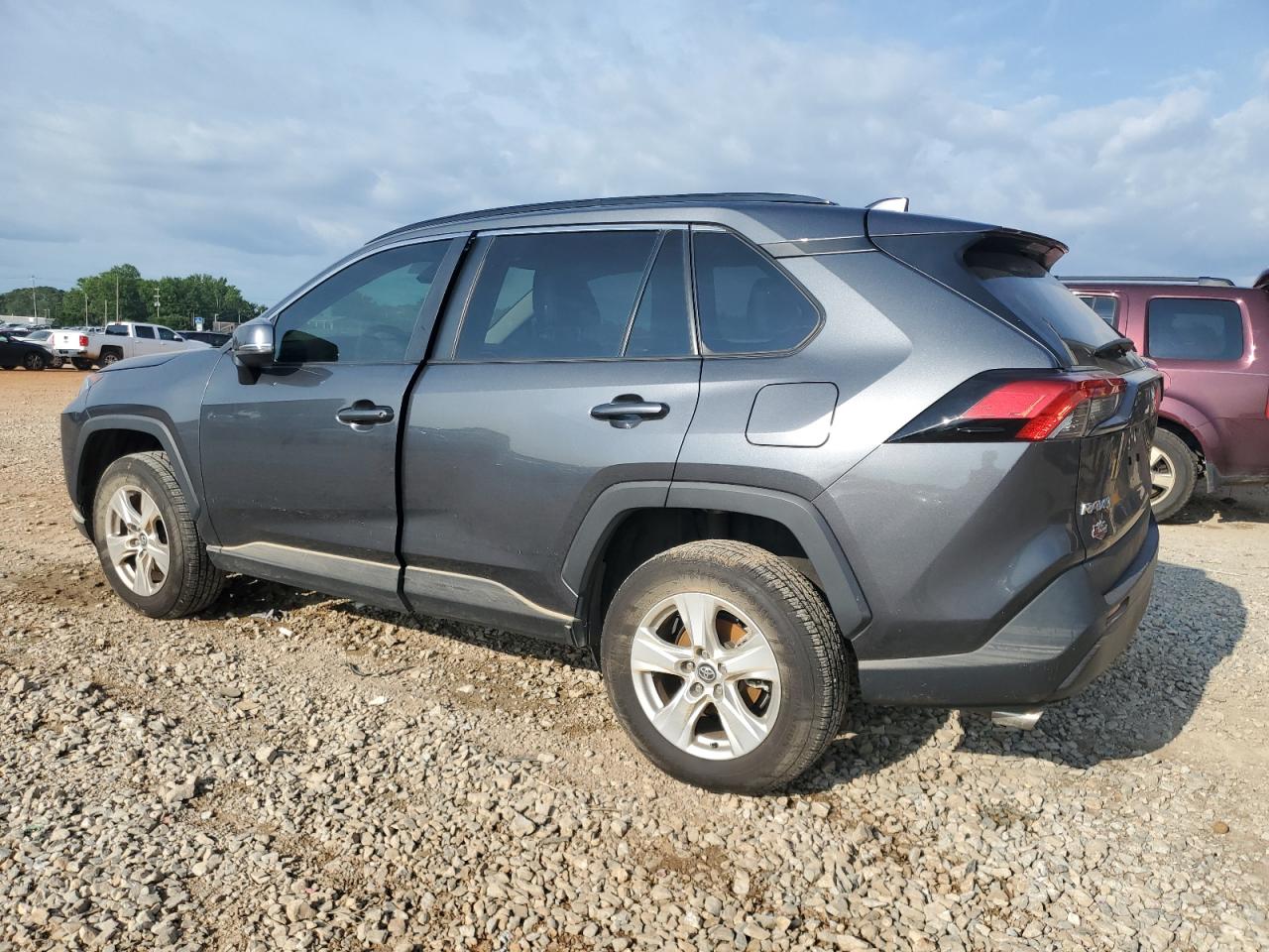 TOYOTA RAV4 2020 VIN 2T3P1RFV1LC126811 фото 2