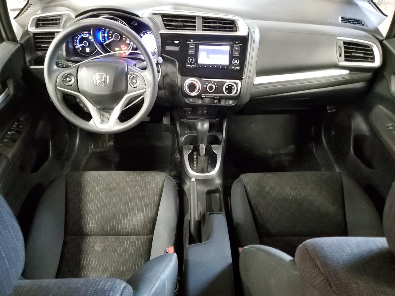 2015 Honda Fit Lx VIN: 3HGGK5H55FM711979 Lot: 62756625