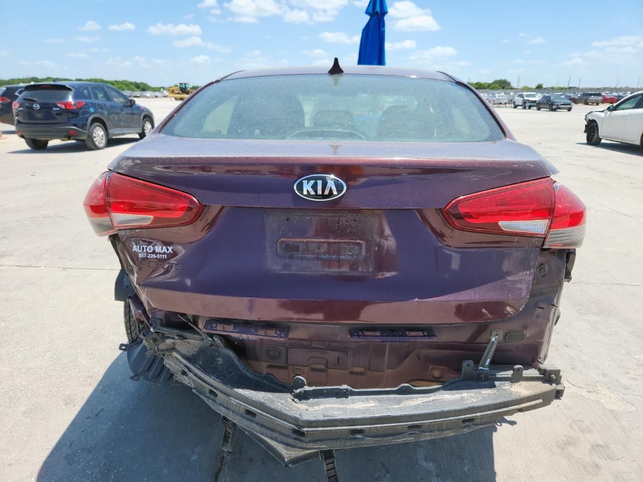 2017 Kia Forte Lx VIN: 3KPFK4A76HE049570 Lot: 63087135