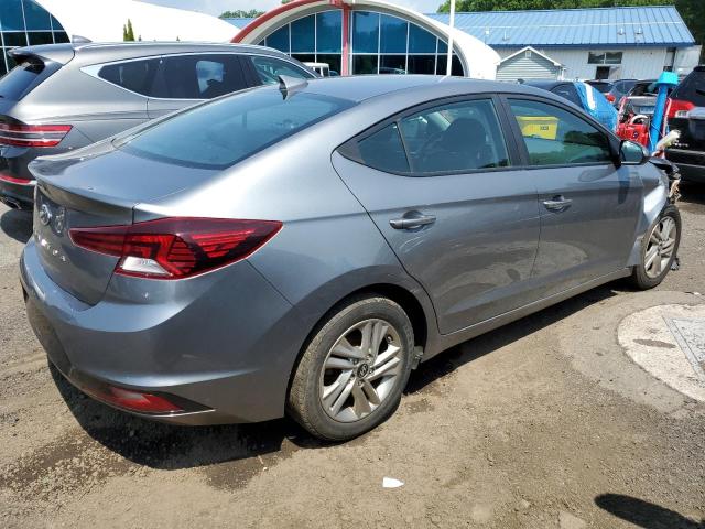  HYUNDAI ELANTRA 2019 Серебристый