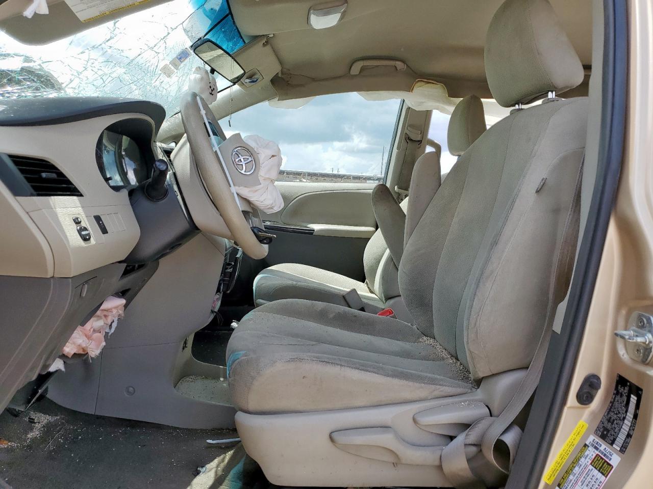 TOYOTA All Models 2014 VIN 5TDZK3DC7ES469663 фото 7
