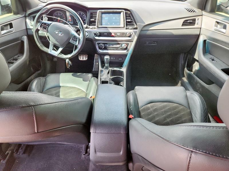  HYUNDAI SONATA 2018 Серебристый
