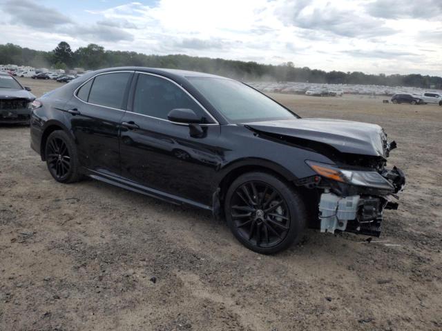 TOYOTA CAMRY 2022 Черный