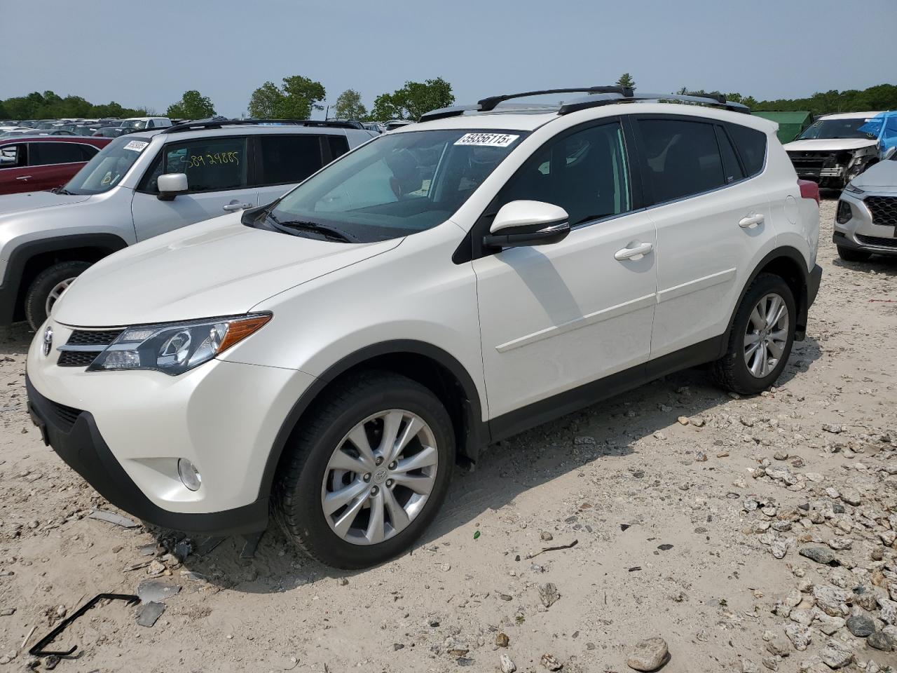 2013 Toyota Rav4 Limited de vânzare în West Warren, MA - Minor Dent/Scratches