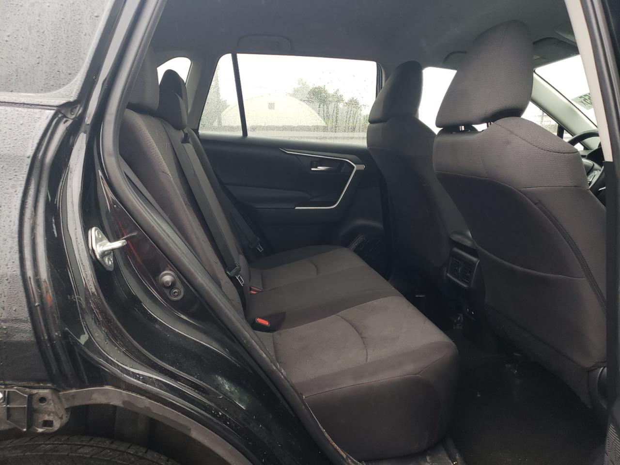 2T3P1RFV3MW157140 TOYOTA RAV4 2021
