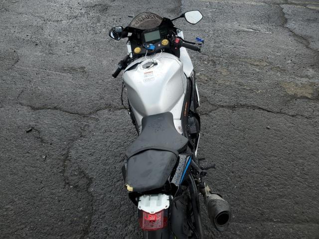 2025 SUZUKI GSX-R1000   
