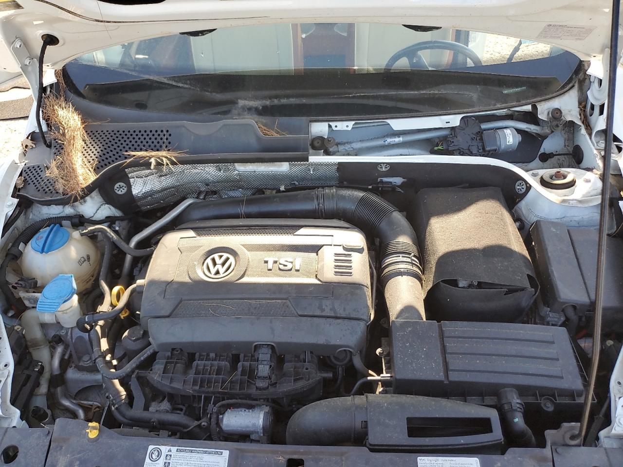 2015 Volkswagen Beetle 1.8T VIN: 3VWF17AT7FM654358 Lot: 61212315