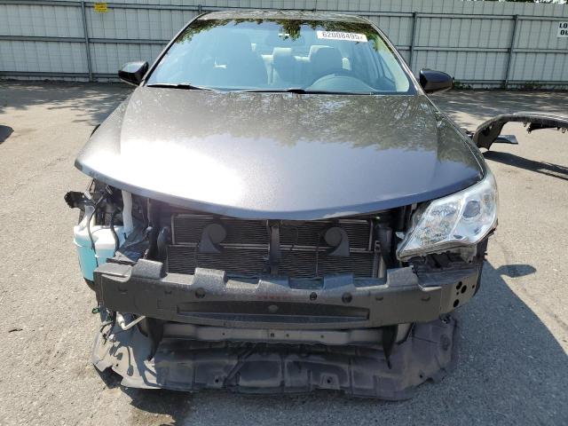  TOYOTA CAMRY 2014 Серебристый