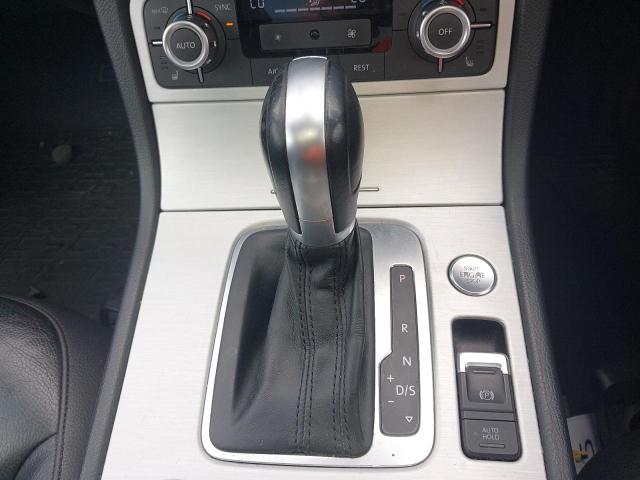 2014 VOLKSWAGEN TOUAREG V6