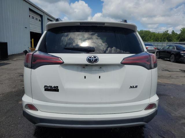  TOYOTA RAV4 2018 Белы
