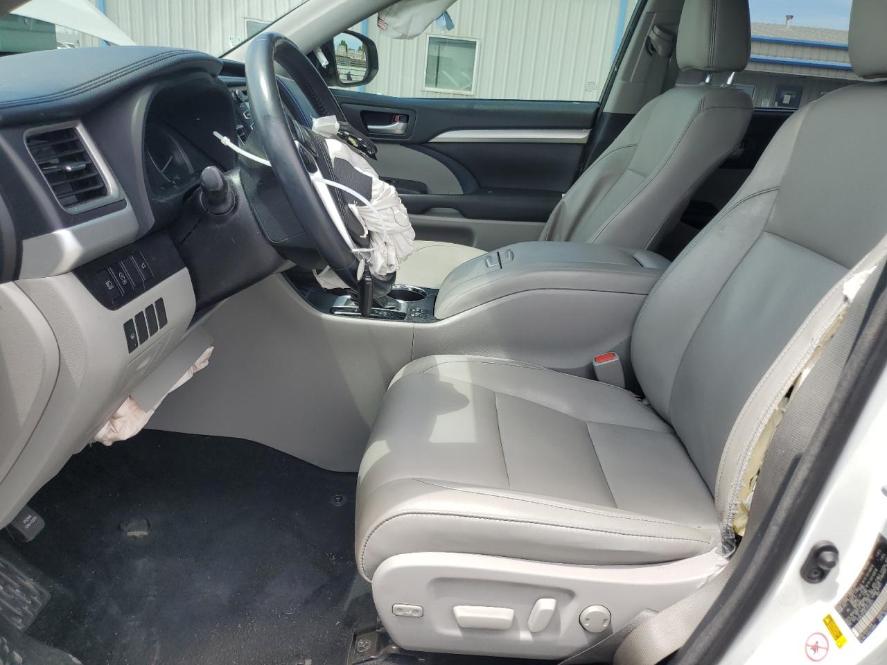 2018 Toyota Highlander Se VIN: 5TDKZRFH9JS544611 Lot: 63119835