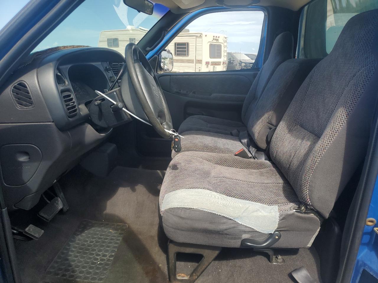 1999 Dodge Ram 1500 VIN: 1B7HC16Z6XS274176 Lot: 62464645