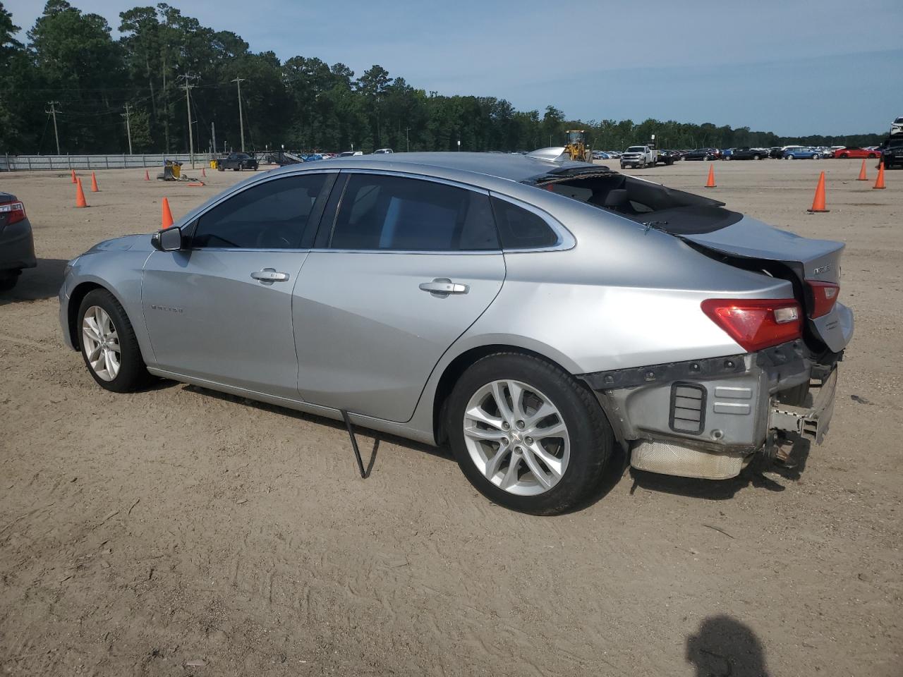 CHEVROLET MALIBU 2016 VIN 1G1ZE5ST8GF288153 photo 2
