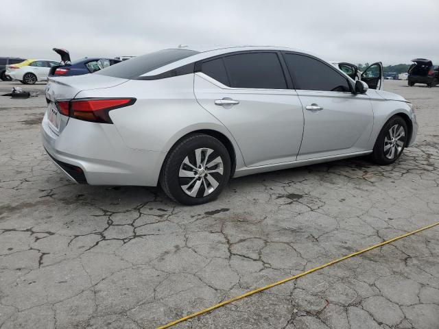  NISSAN ALTIMA 2019 Серебристый