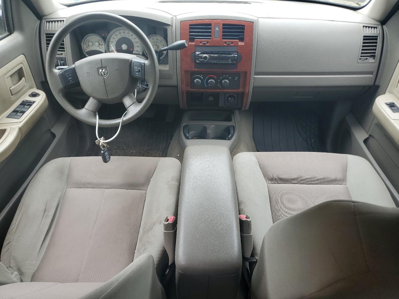2005 Dodge Dakota Quad Slt VIN: 1D7HW48N55S237979 Lot: 62791915