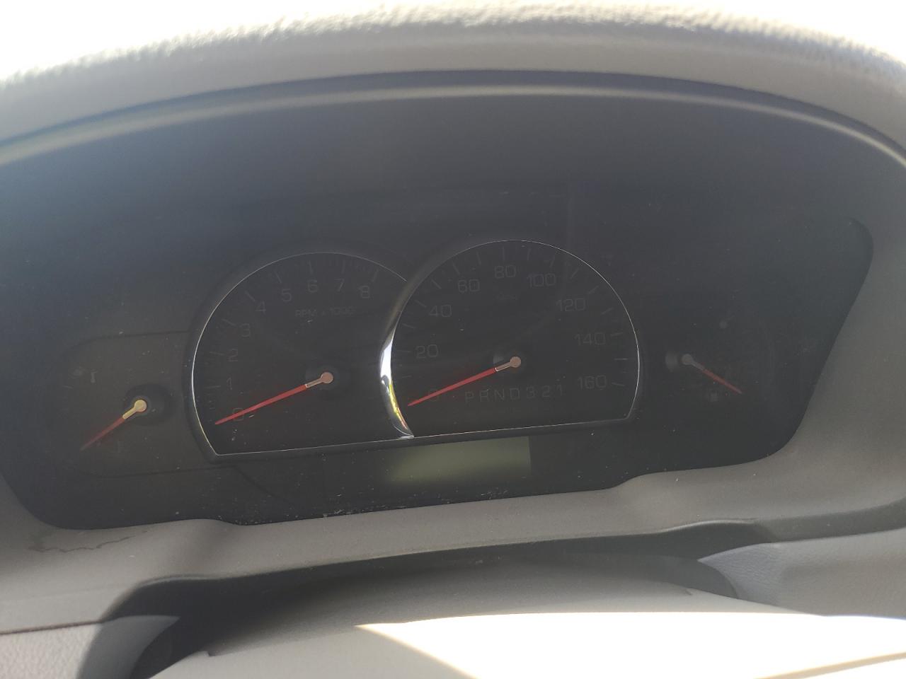 2008 Cadillac Dts VIN: 1G6KD57Y68U205674 Lot: 62742035