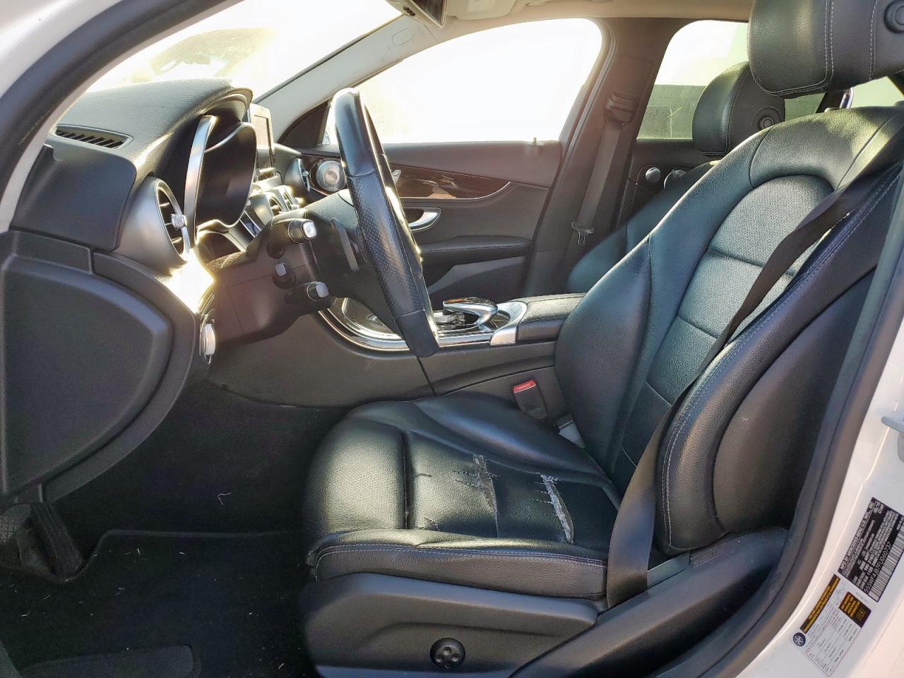 2015 Mercedes-Benz C 300 VIN: 55SWF4JB7FU060737 Lot: 62910655