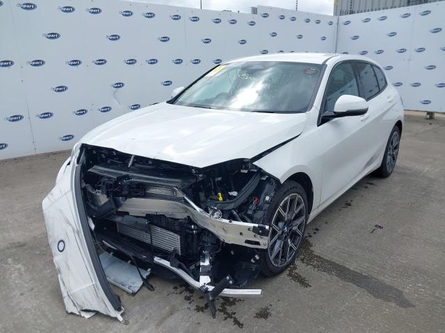 BMW 120 SPORT 2025