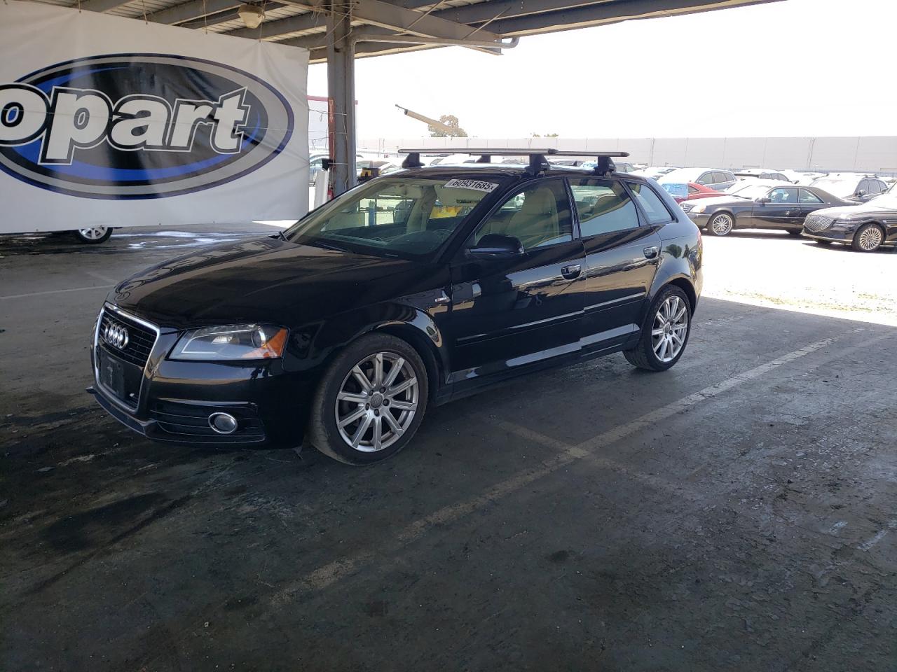 2013 Audi A3 Premium Plus იყიდება Hayward-ში, CA - Front End