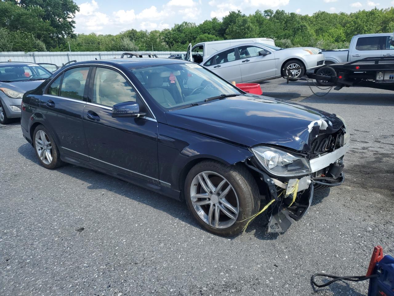 MERCEDES-BENZ C-CLASS 2014 VIN WDDGF8AB4ER309037 фото 4