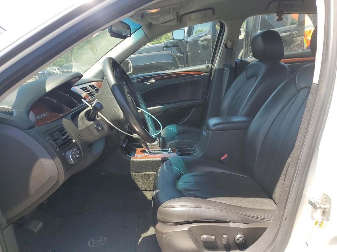 2008 Buick Lucerne Cxs VIN: 1G4HE57Y98U137354 Lot: 61734215