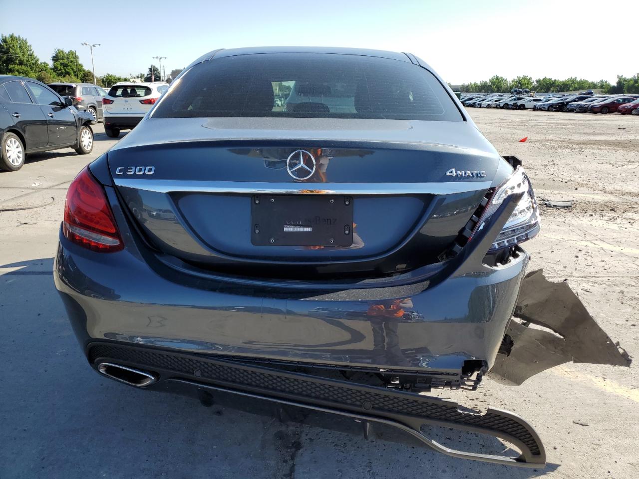 MERCEDES-BENZ C-CLASS 2015 VIN 55SWF4KB8FU064715 фото 6
