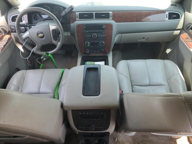  CHEVROLET SUBURBAN 2012 Silver