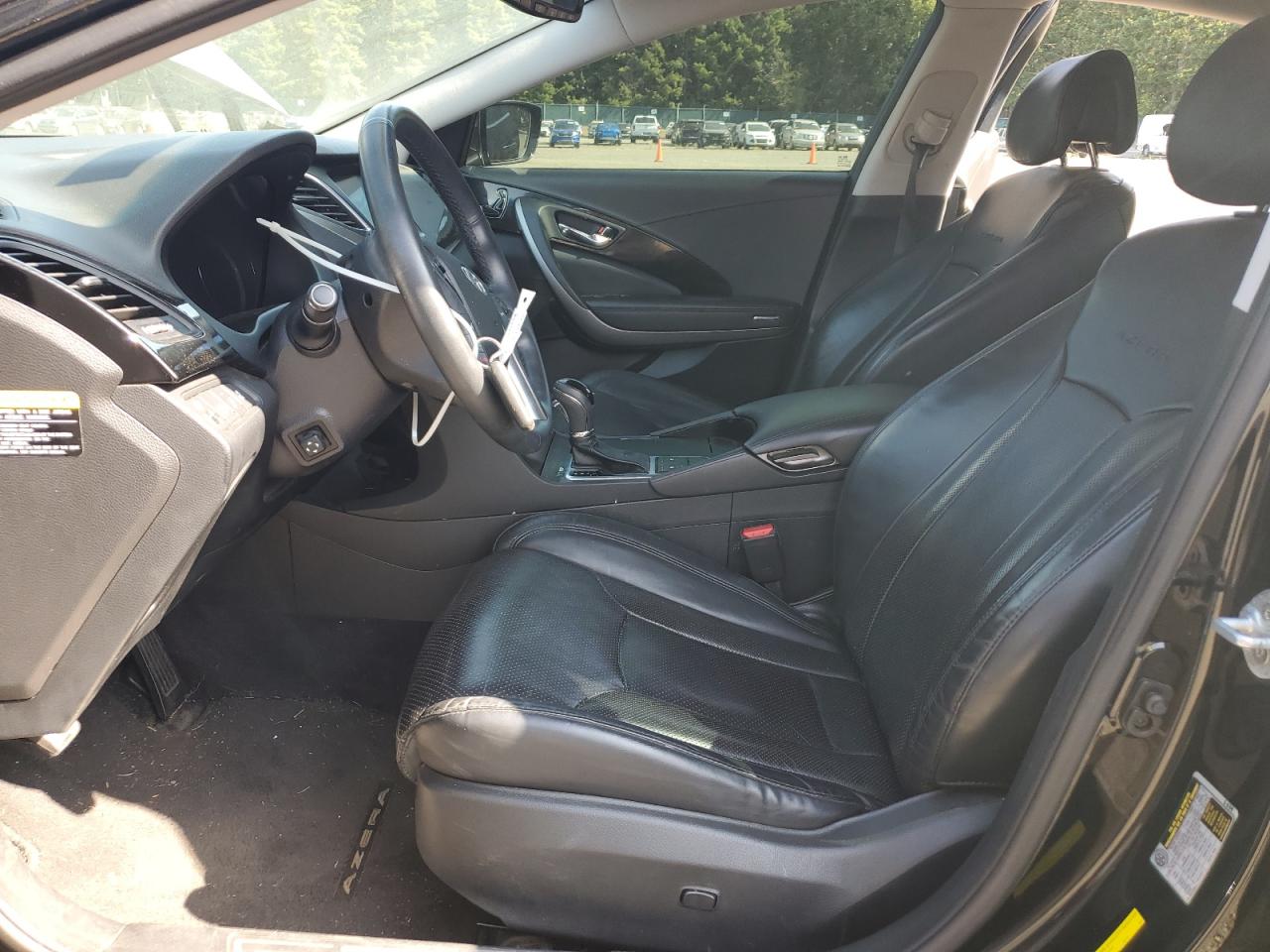 2017 Hyundai Azera VIN: KMHFG4JG2HA588977 Lot: 61007035