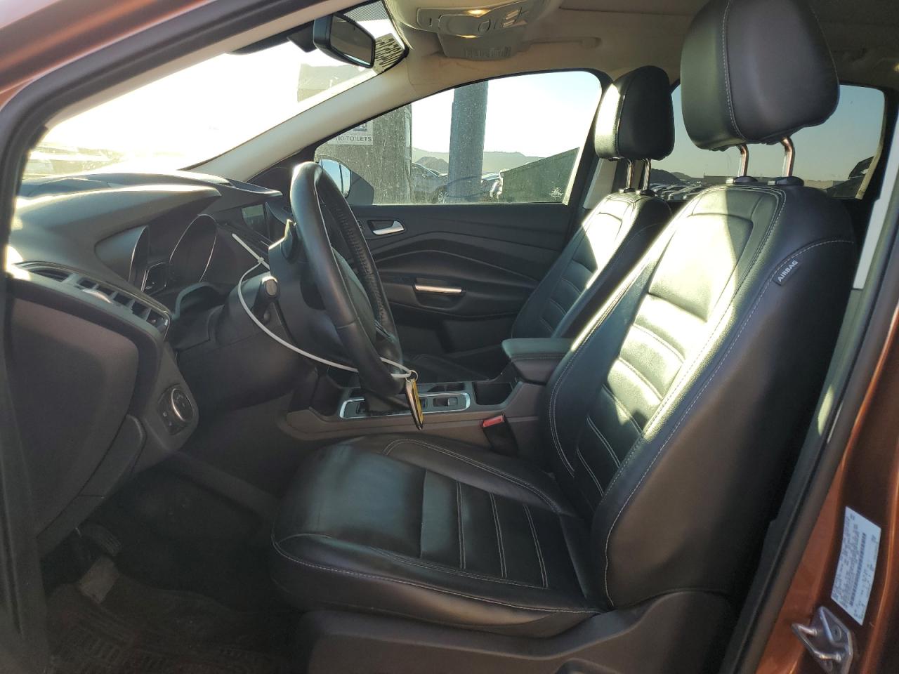 1FMCU9JD2HUA23772 FORD ESCAPE 2017