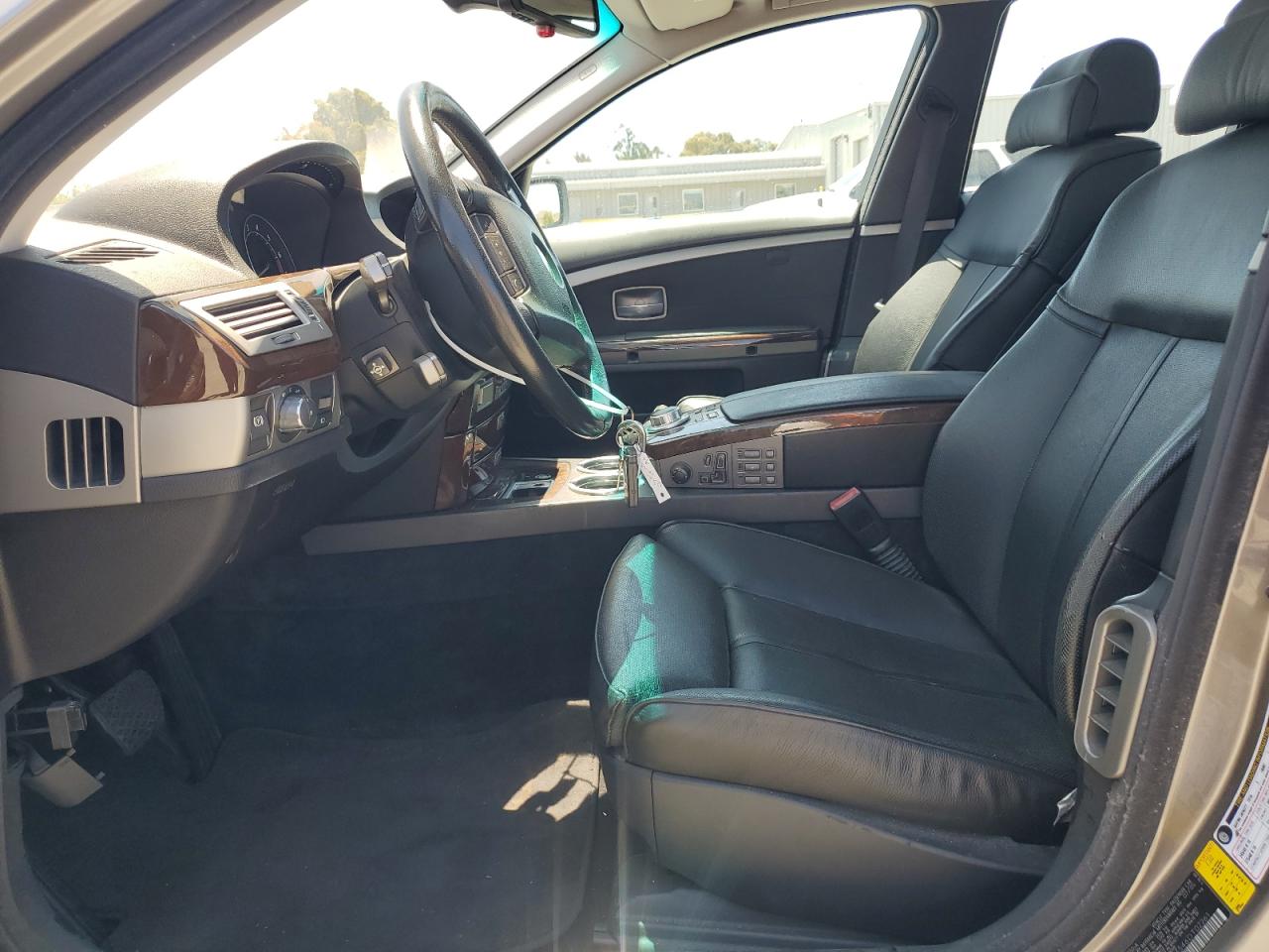 2006 BMW 750 I VIN: WBAHL83546DT02261 Lot: 61686475