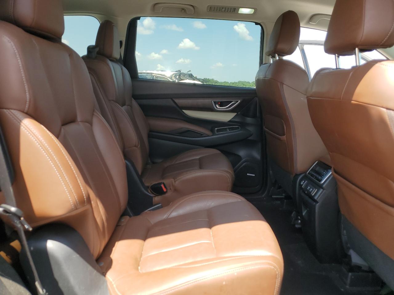 2019 Subaru Ascent Touring VIN: 4S4WMARD5K3403172 Lot: 61266895