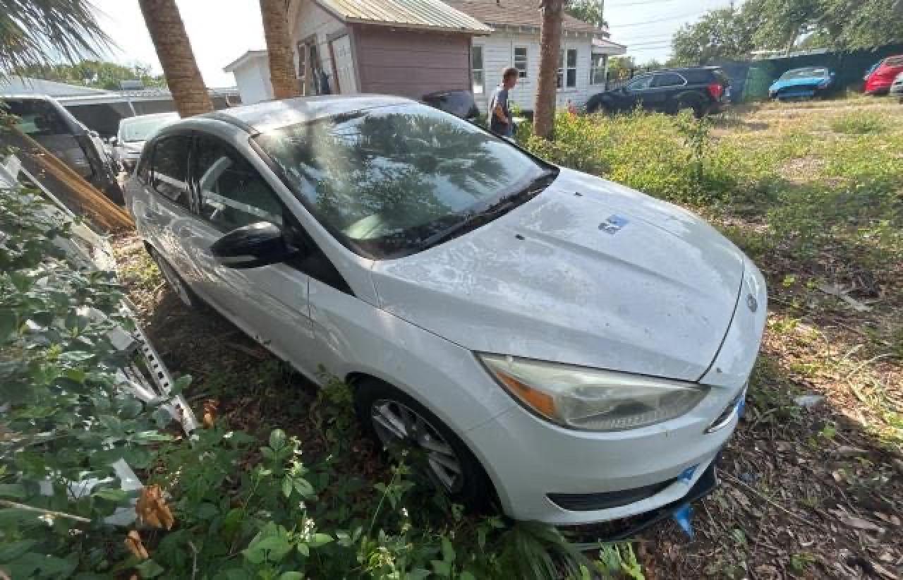 2015 Ford Focus Se იყიდება Apopka-ში, FL - Damage History