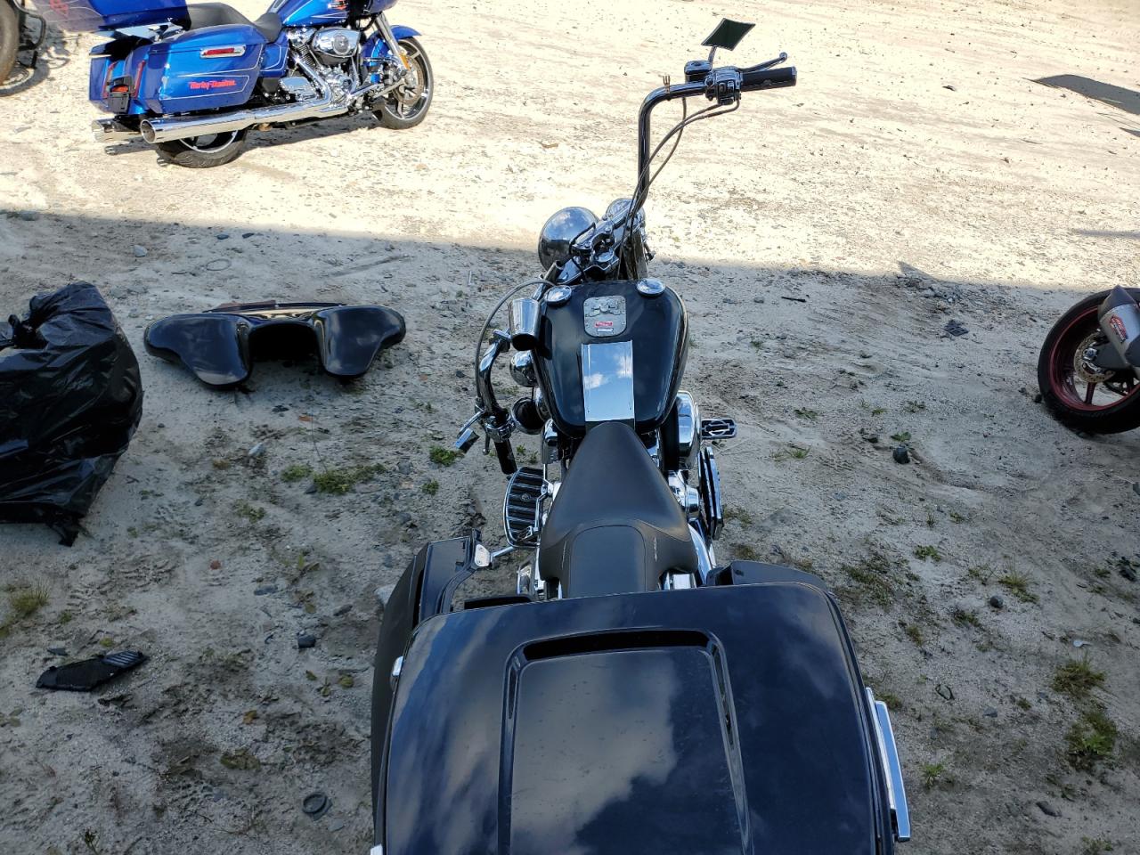 2001 Harley-Davidson Flstci VIN: 1HD1BWB151Y043578 Lot: 61680785