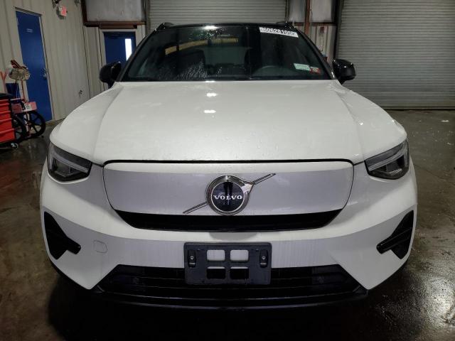  VOLVO XC40 2023 Biały