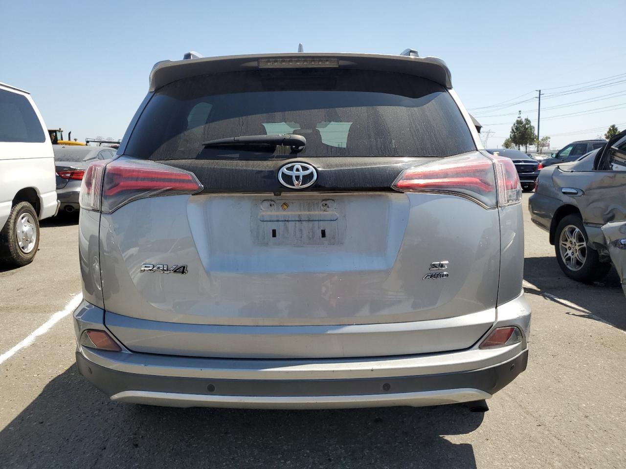 2T3JFREV5GW499752 TOYOTA RAV4 2016