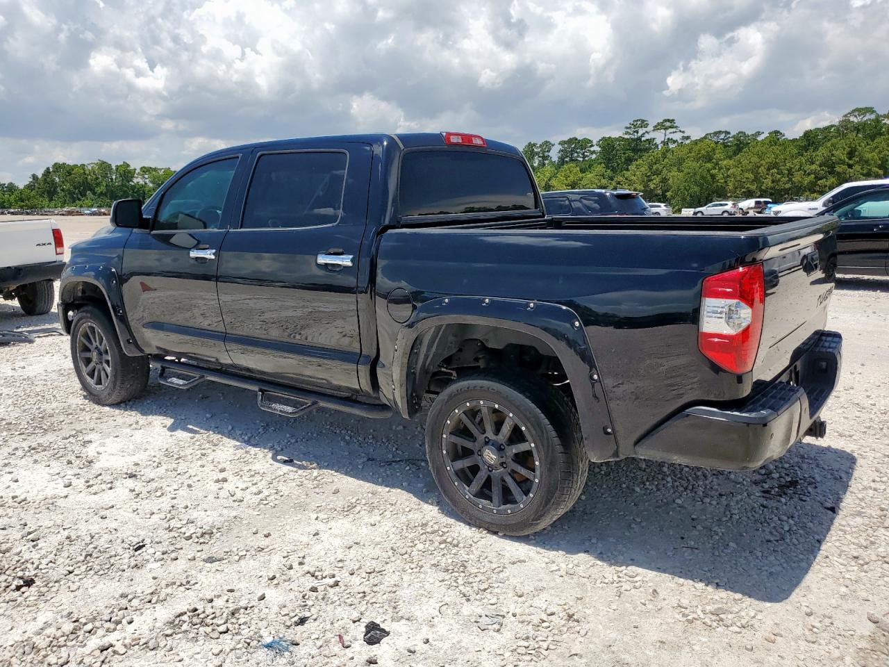 TOYOTA TUNDRA 2016 VIN 5TFAW5F12GX498347 фото 2