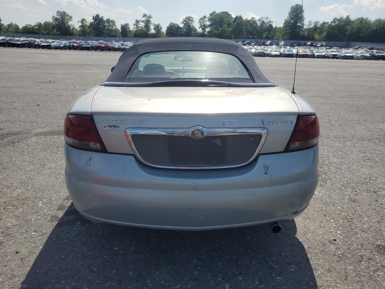 2002 Chrysler Sebring Limited VIN: 1C3EL65R02N174152 Lot: 62516645