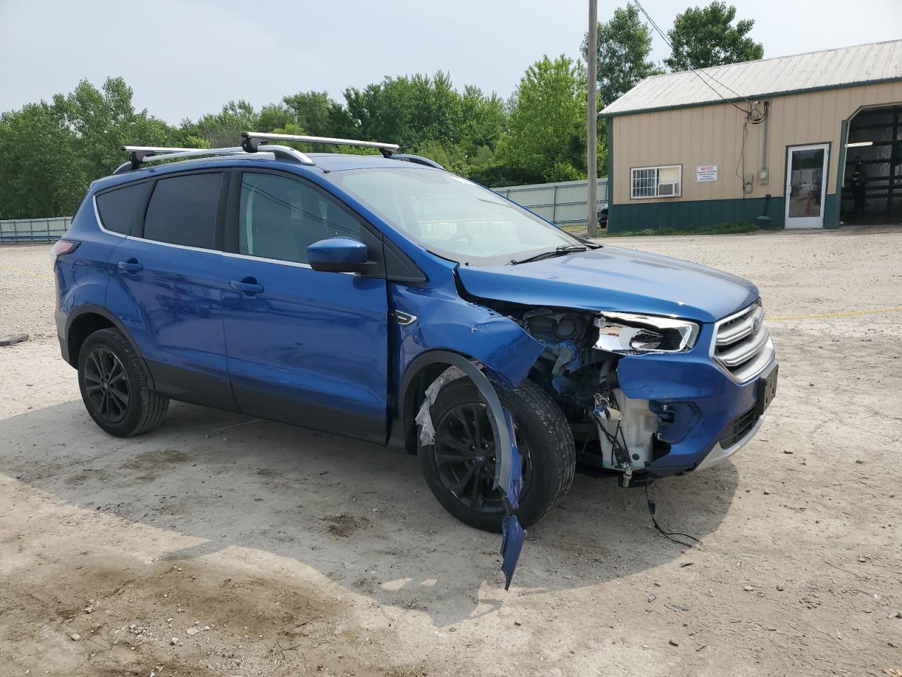 1FMCU0GD4HUE05496 FORD ESCAPE 2017