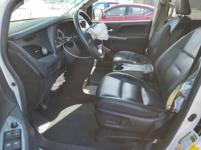  TOYOTA SIENNA 2019 White