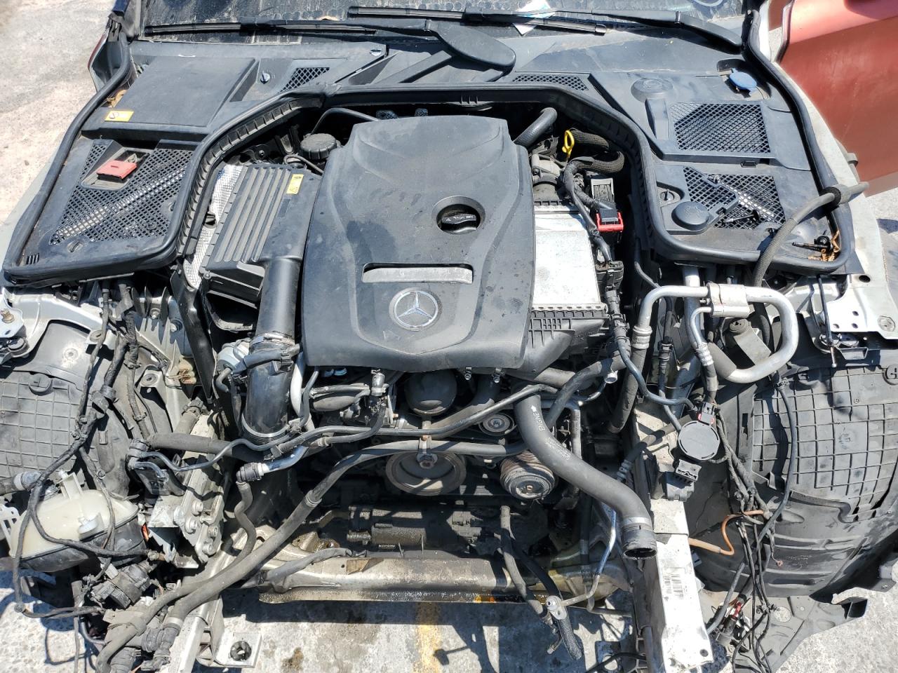 MERCEDES-BENZ C-CLASS 2015 VIN 55SWF4KB0FU037895 photo 11