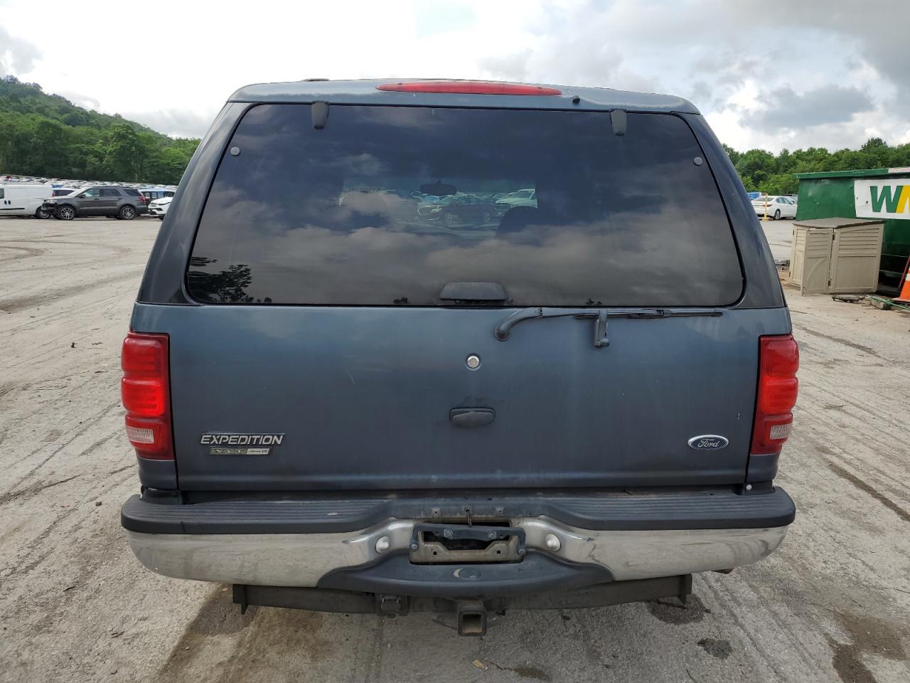 2001 Ford Expedition Xlt VIN: 1FMRU15L51LB38438 Lot: 61297735