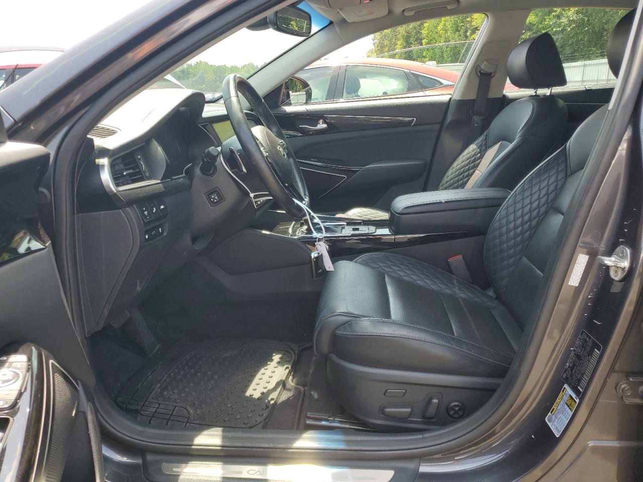 2018 Kia Cadenza Luxury VIN: KNALC4J16J5097404 Lot: 61438015