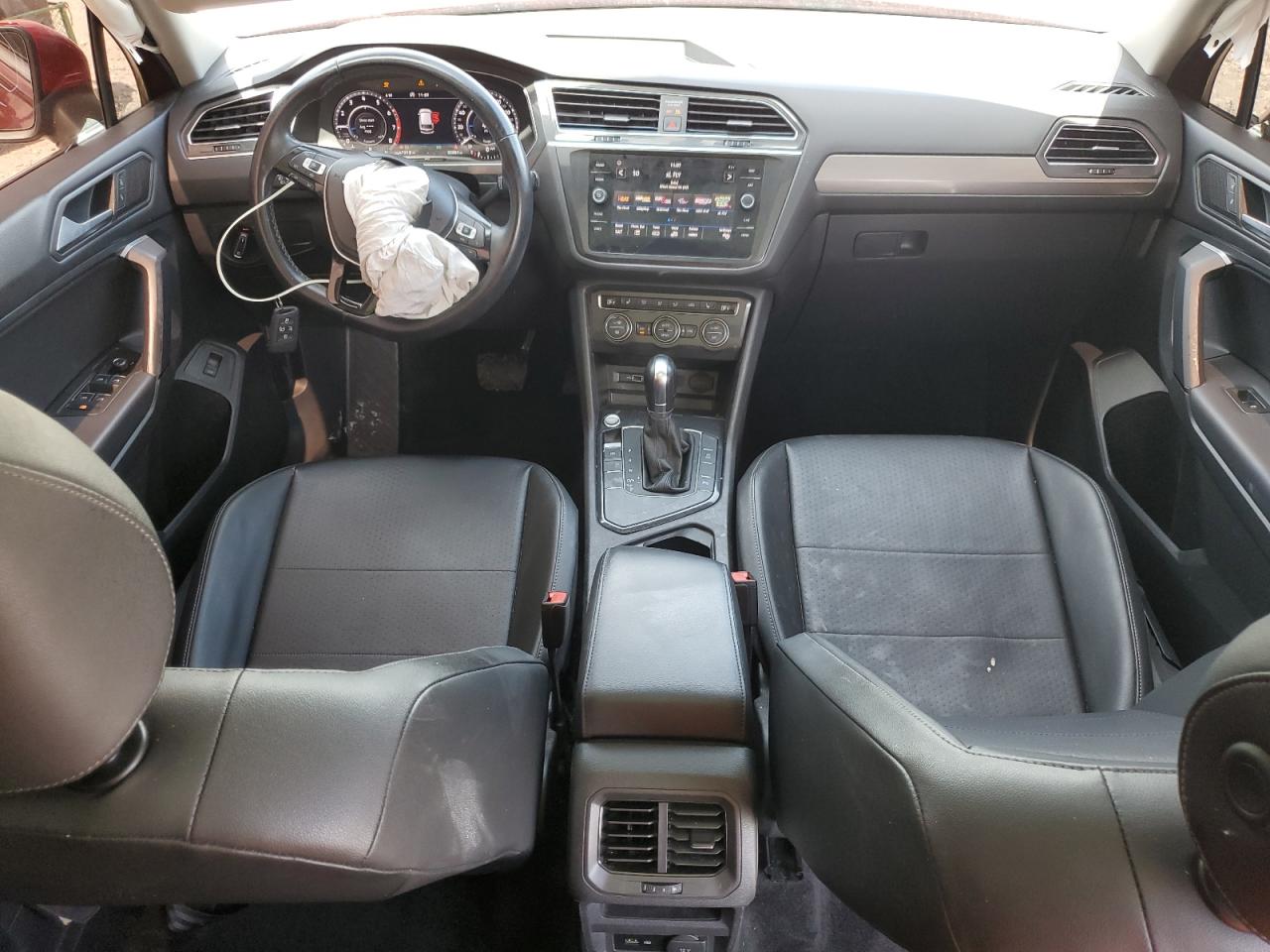 Фото: 3VV3B7AX7KM065036 - 8