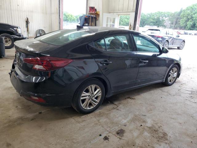  HYUNDAI ELANTRA 2019 Чорний